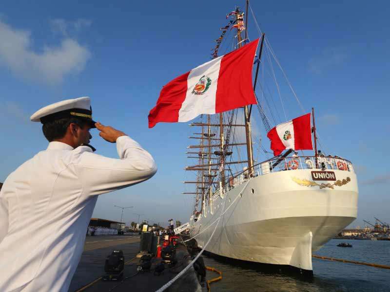 The Peruvian sail training ship &quot;Unión&quot; leaves Callao for ports in 11 countries in the Americas and Europe; photo: El Comercio